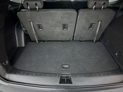 Used 2019 Chevrolet Traverse LS FWD image 31