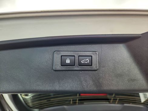 Certified 2025 Subaru Outback Premium w/ Popular Package #1A image 18