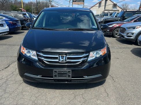 Used 2016 Honda Odyssey SE image 2