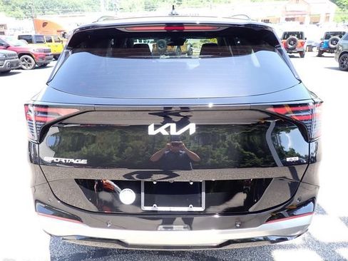 Used 2026 Kia Sportage SX AWD/4WD image 4