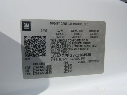 Used 2019 Chevrolet Express 3500 LT w/ LT Preferred Equipment Group image 43