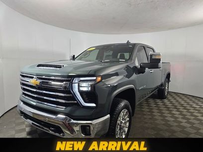 Used 2025 Chevrolet Silverado 3500 LTZ w/ LTZ Premium Package
