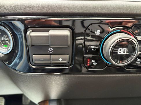 Used 2022 Chevrolet Silverado 1500 High Country w/ Z71 Off-Road Package image 15