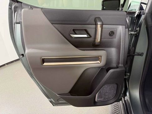 Used 2024 GMC Hummer EV 3X w/ LPO, Illumination Package image 21