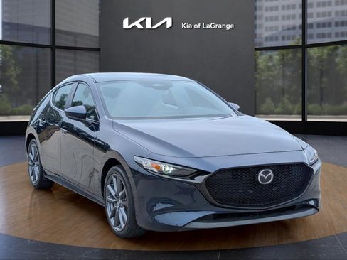 Used 2024 MAZDA MAZDA3 s image 3