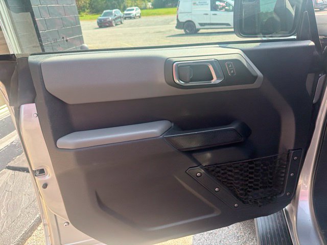 Used 2022 Ford Bronco 4-Door AWD/4WD image 14