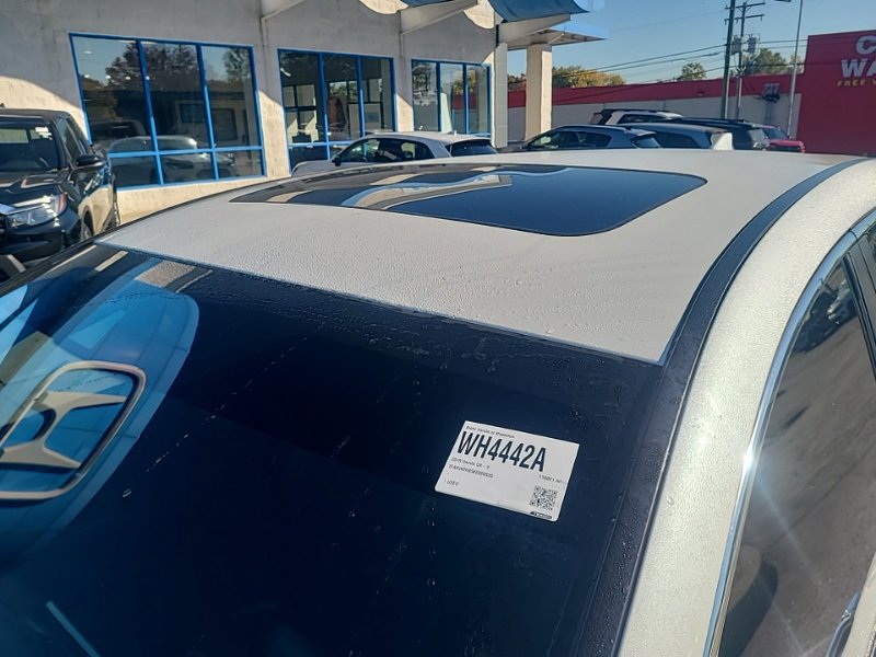 Used 2019 Honda CR-V EX-L image 17