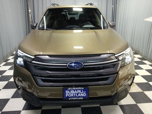 New 2025 Subaru Forester Premium image 2