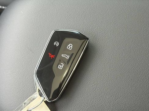 New 2026 Volkswagen Tiguan SE AWD/4WD image 26