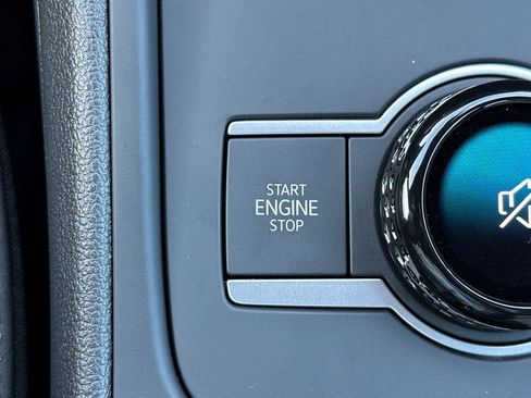 New 2026 Volkswagen Tiguan SE R-Line image 21