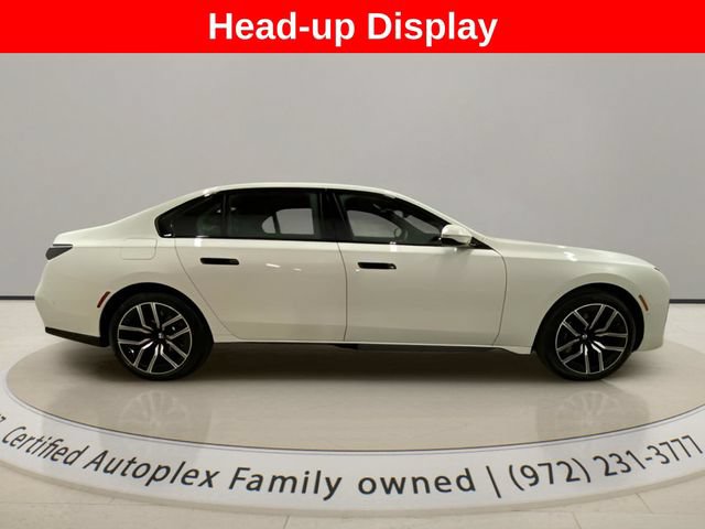 Used 2026 BMW 740i RWD image 6