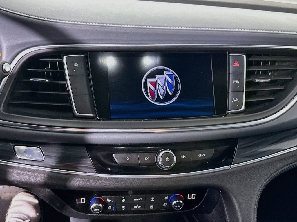 Used 2022 Buick Enclave Premium FWD image 17