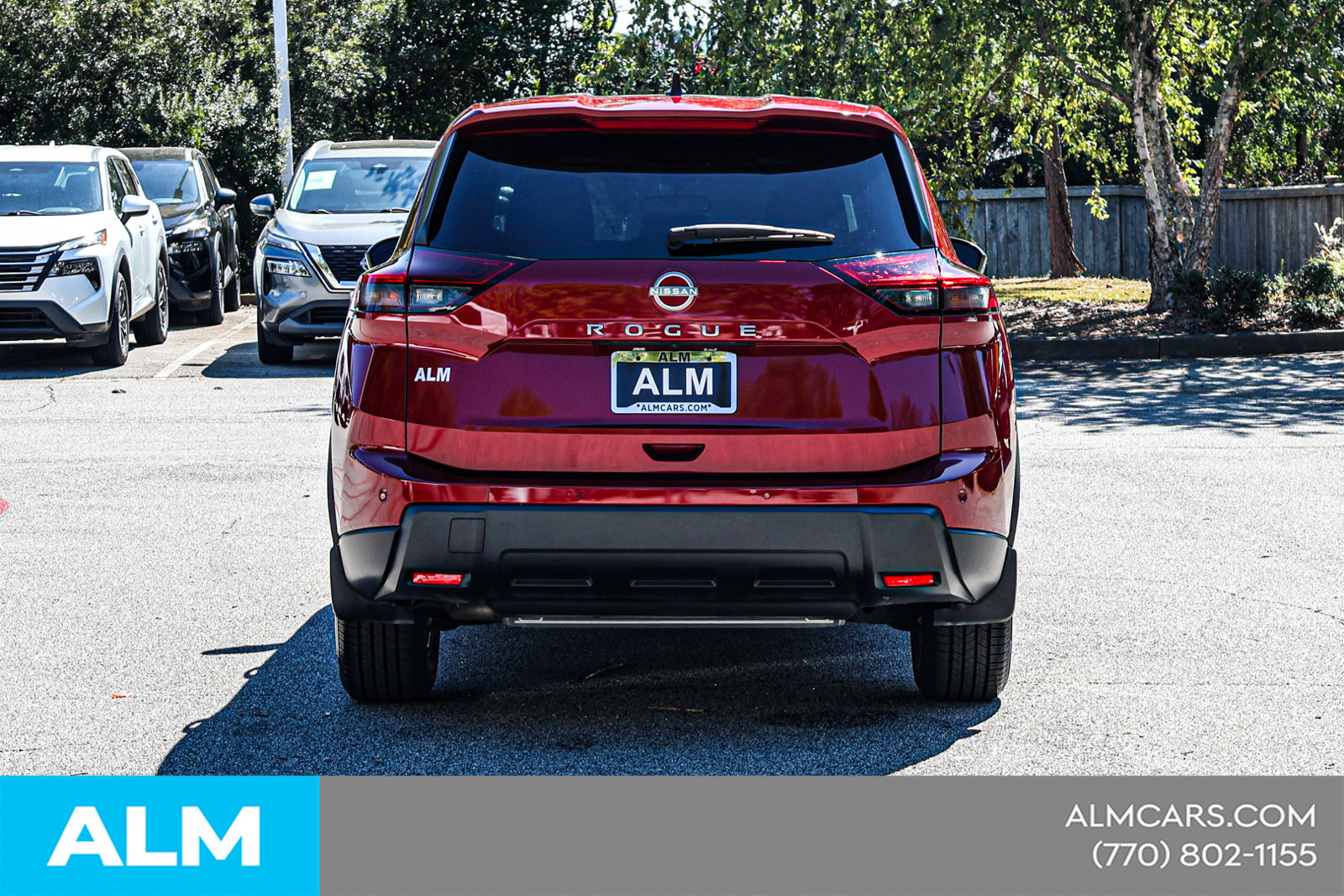 Used 2024 Nissan Rogue S FWD image 12