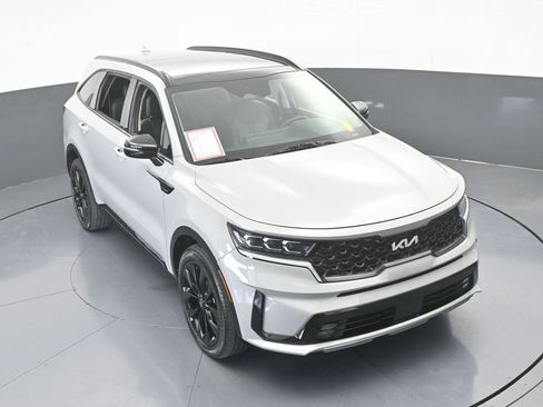Used 2023 Kia Sorento SX image 59