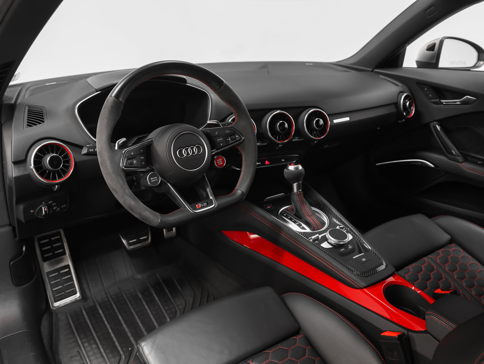 Used 2019 Audi TT RS AWD/4WD image 4