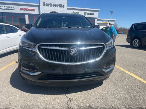 Used 2018 Buick Enclave Essence w/ Trailering Package image 6