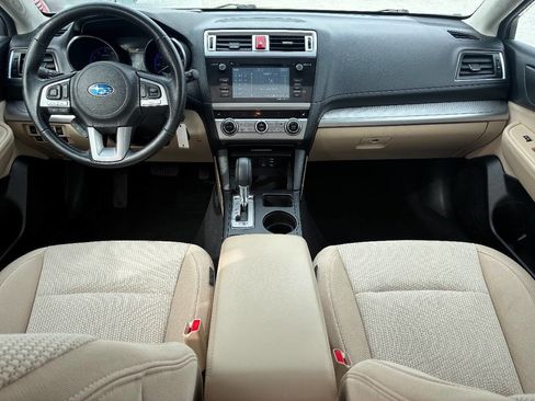 Used 2016 Subaru Outback 2.5i Premium image 29