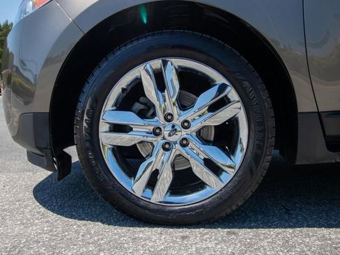 Used 2012 Ford Edge SEL FWD image 4