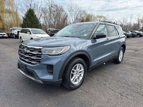 Used 2026 Ford Explorer Active AWD/4WD image 15