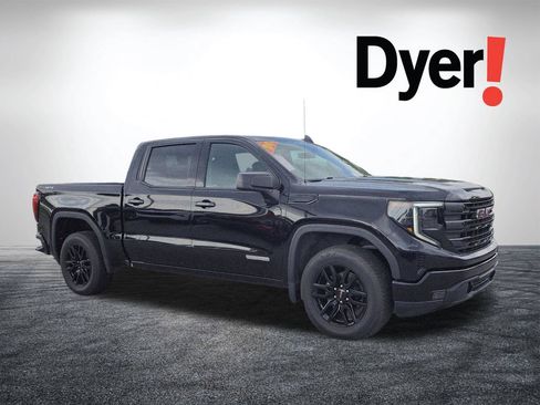 Used 2024 GMC Sierra 1500 Elevation AWD/4WD image 2