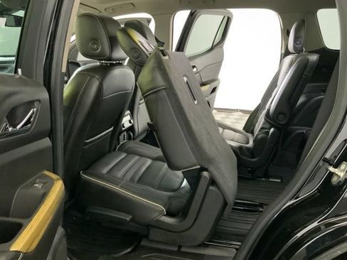 Used 2018 GMC Acadia Denali w/ Technology Package AWD/4WD image 54