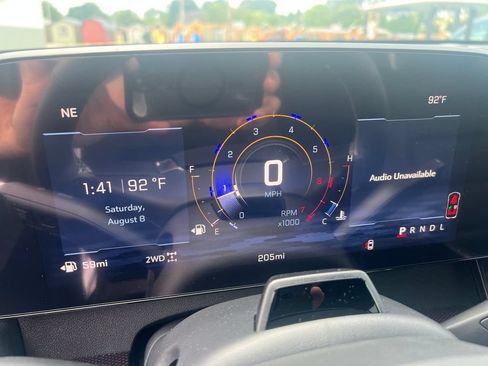 New 2026 Chevrolet Traverse Z71 w/ Enhanced Driving Package AWD/4WD image 17