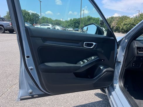 Used 2023 Honda Civic Sport image 33
