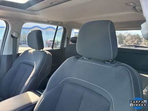 Used 2023 Jeep Grand Cherokee Laredo w/ Luxury Tech Group I image 14