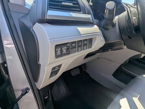 Used 2019 Honda Odyssey Touring image 29