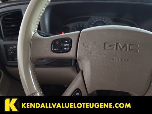 Used 2003 GMC Yukon XL Denali AWD/4WD image 15