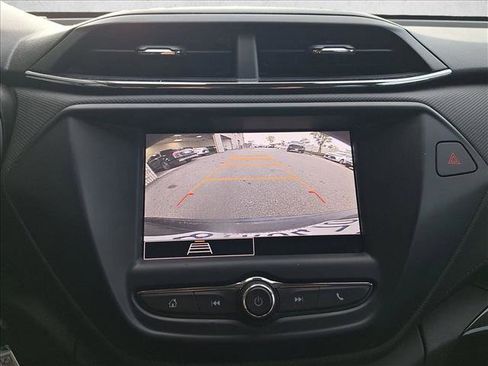 Used 2021 Chevrolet TrailBlazer LS image 13