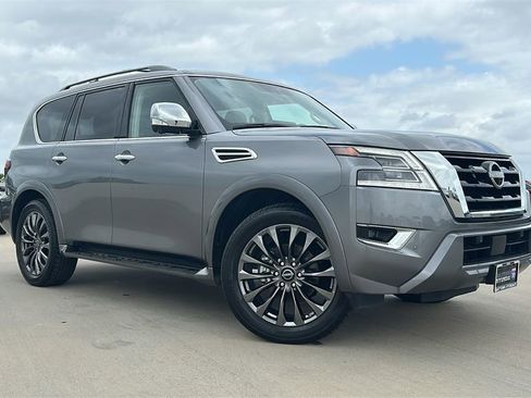 Used 2024 Nissan Armada Platinum w/ Captain's Chairs Package image 6