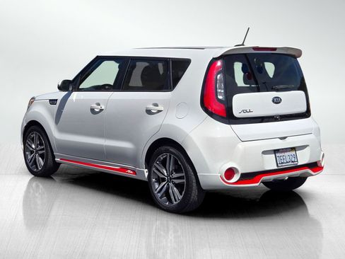 Used 2014 Kia Soul + image 6