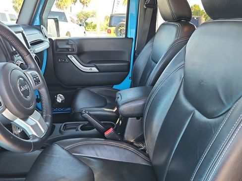 Used 2017 Jeep Wrangler Sahara w/ Quick Order Package 23E Chief image 8