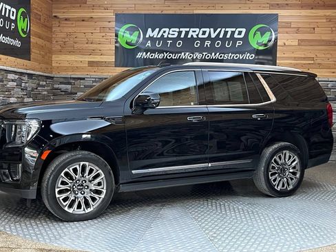 Used 2023 GMC Yukon Denali Ultimate AWD/4WD image 11
