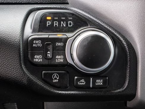 Used 2023 RAM 1500 Big Horn image 31