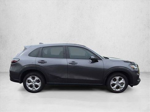 Certified 2024 Honda HR-V LX image 4