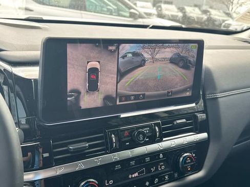 New 2026 Nissan Pathfinder Platinum image 34