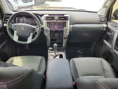 Used 2024 Toyota 4Runner SR5 Premium w/ Moonroof Package RWD image 10