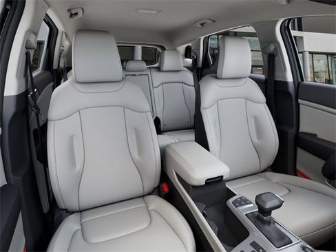 New 2026 Kia Sportage EX image 16