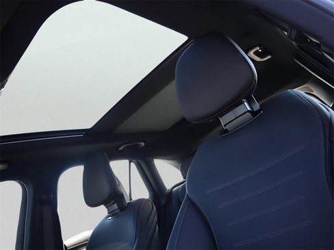 New 2026 Mercedes-Benz GLC 43 AMG 4MATIC image 47