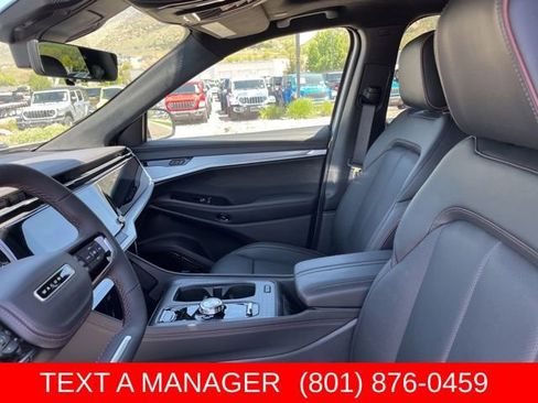 New 2025 Jeep Wagoneer S Launch Edition AWD/4WD image 15