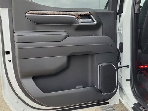 New 2026 GMC Sierra 1500 Elevation w/ Elevation Premium Package image 12