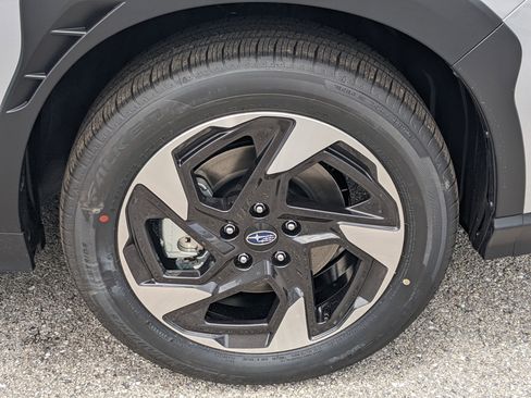 New 2025 Subaru Crosstrek 2.5i Limited image 11