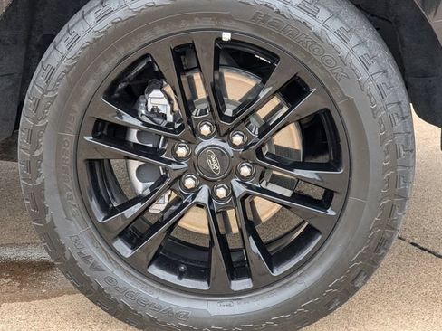 Used 2022 Ford Expedition XLT RWD image 9