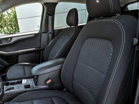 Used 2023 Ford Escape Active w/ Tech Pack #1 AWD/4WD image 17