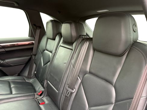 Used 2012 Porsche Cayenne S image 15