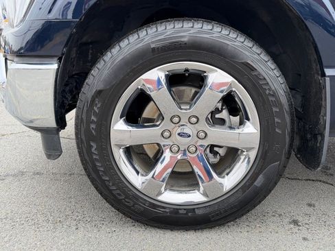 Used 2023 Ford F150 Lariat w/ Trailer Tow Package image 10