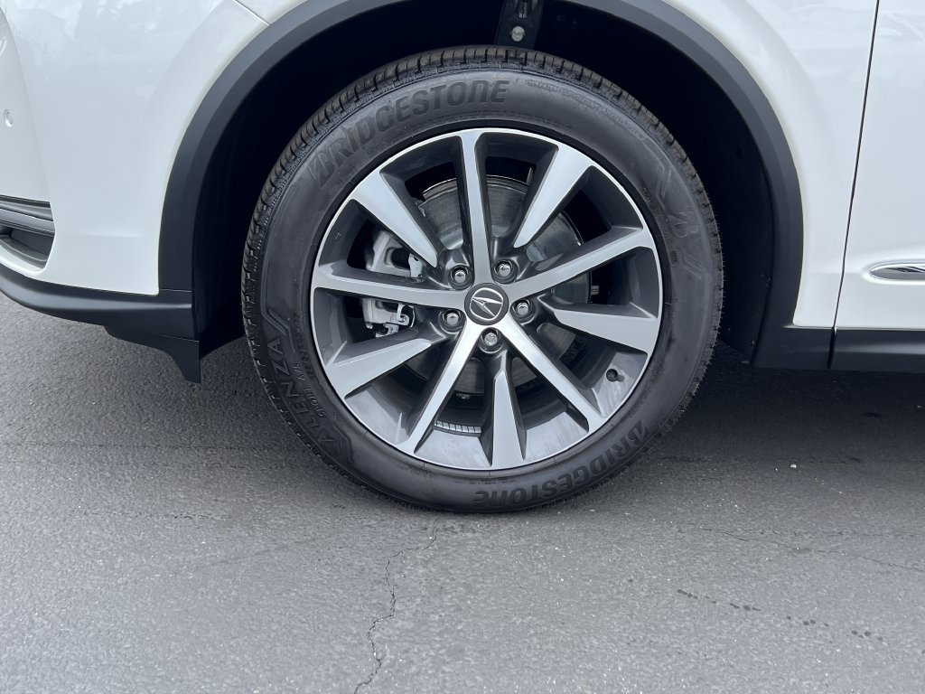 Used 2026 Acura MDX w/ Technology Package AWD/4WD image 6
