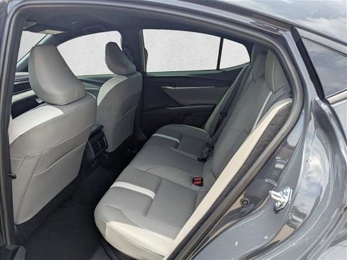 Certified 2025 Toyota Camry SE image 17